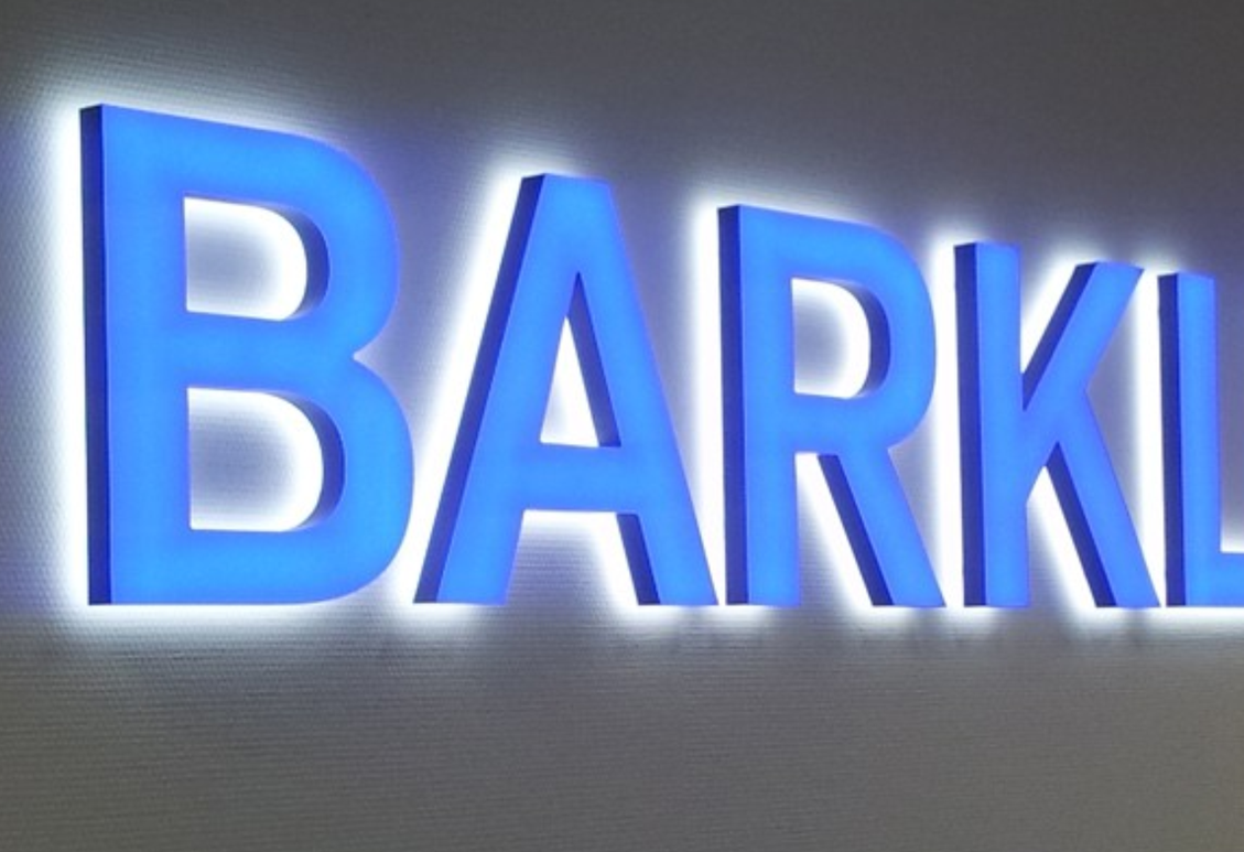 Изготовление объемных вывесок с подсветкой на заказ в Москве и Московской области